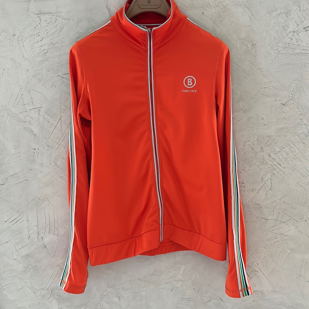 Bogner athletic top